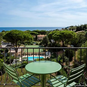 Du Parc Sur 4*, Cavalaire-sur-Mer France